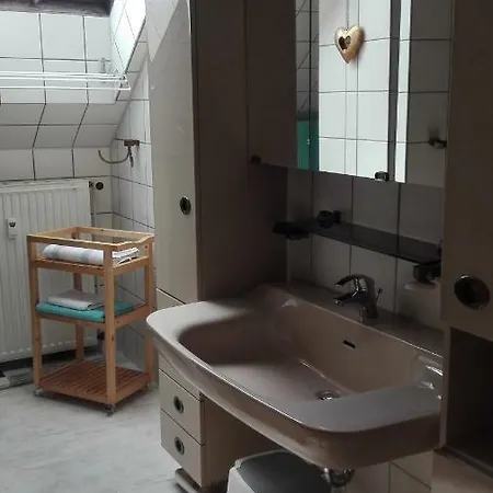 Kueck-rathausstrasse * جوسلار